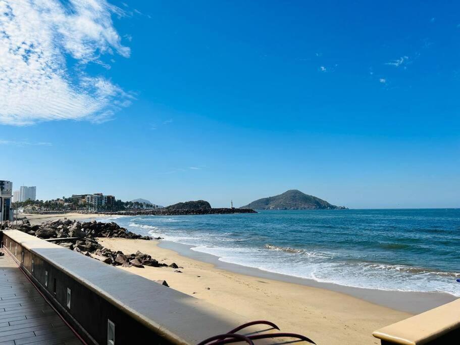 Depa Frente A La Playa By G P S Rentas Apartment Mazatlan Ngoại thất bức ảnh